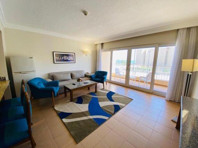 Hurghada Suites & Apartments Serviced By Marriott Exterior foto Living room