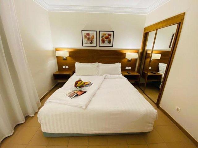 Hurghada Suites & Apartments Serviced By Marriott Exterior foto A bedroom at the hotel