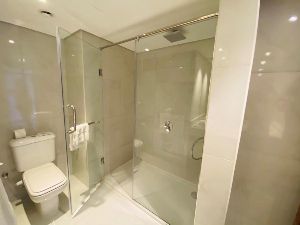 Hurghada Suites & Apartments Serviced By Marriott Exterior foto A shower cubicle
