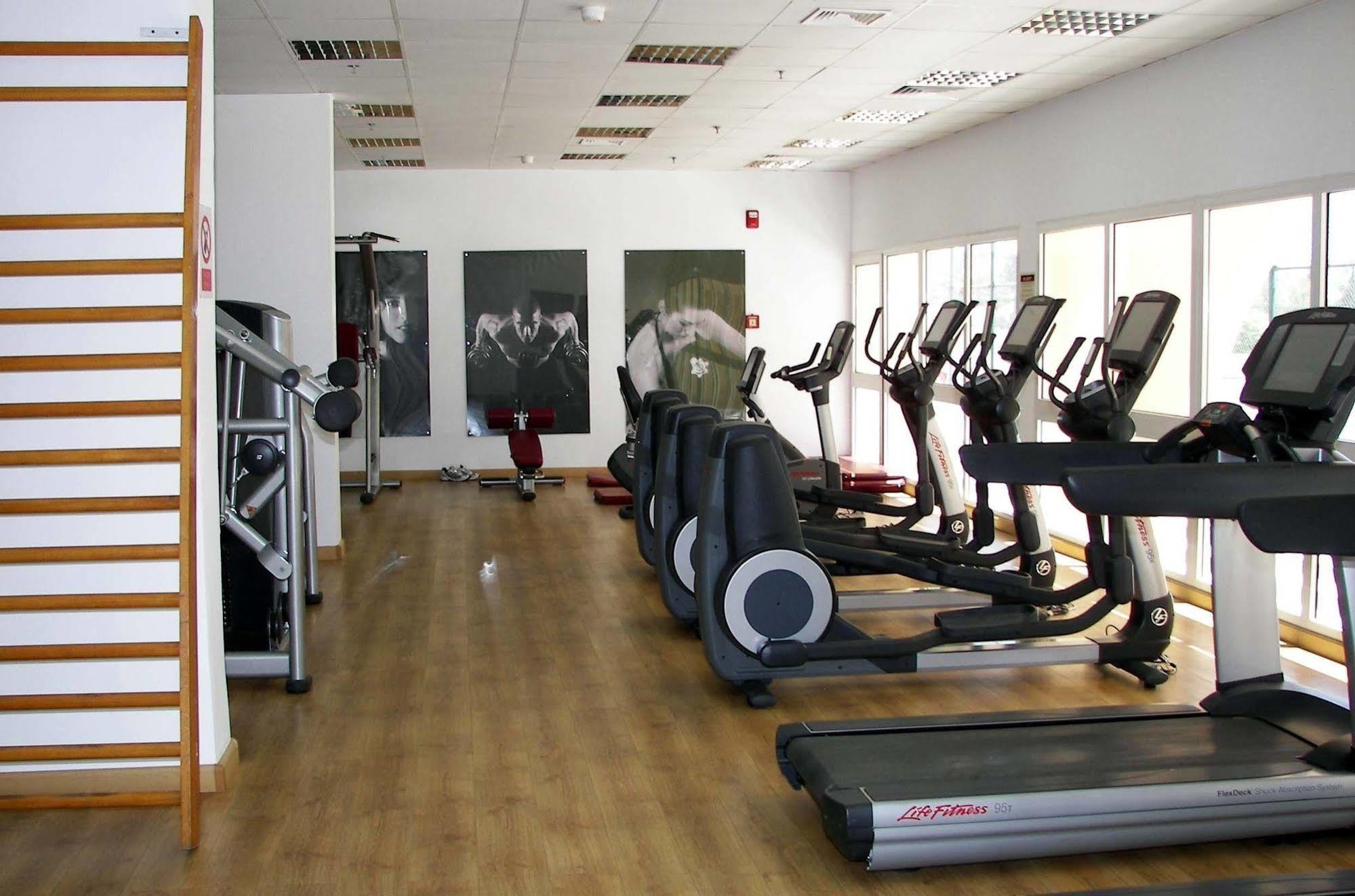 Hurghada Suites & Apartments Serviced By Marriott Exterior foto A gym